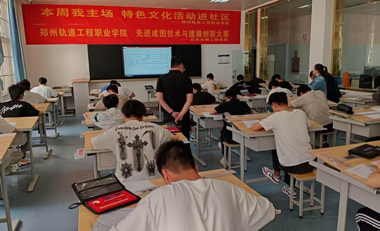 餐厅里的人们AI 生成的内容可能不正确。